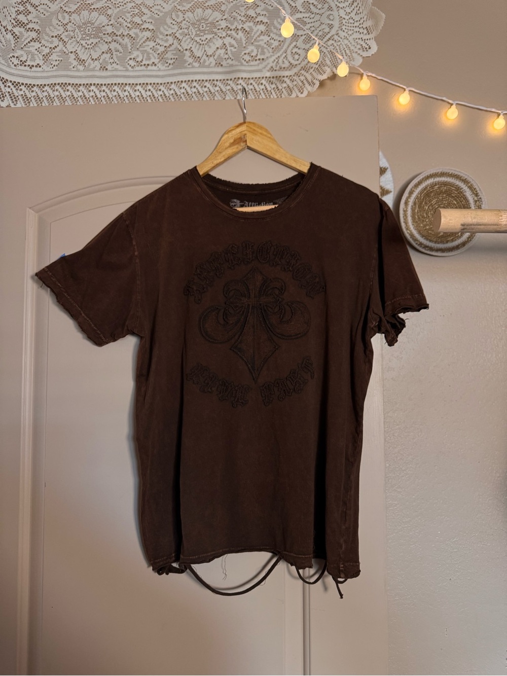 Affliction Dark Brown 3D Embroidery Short Sleeve Tee |Size Large